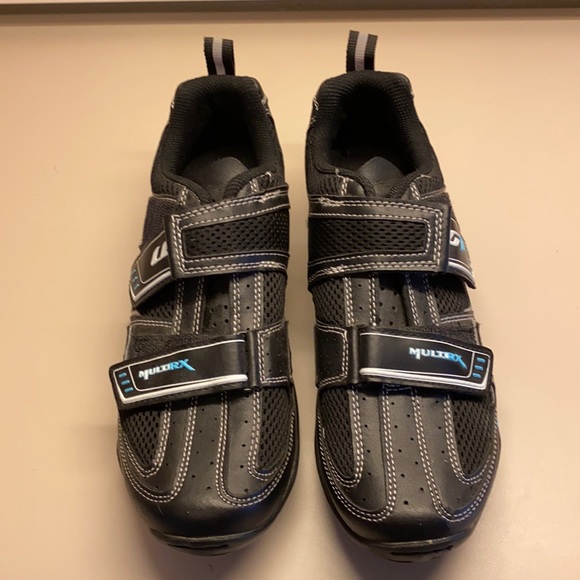 Shimano Shoes - Shimano Cycling shoes with cleats